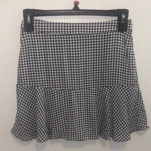 Hollister Black and White Gingham hi rise Skort